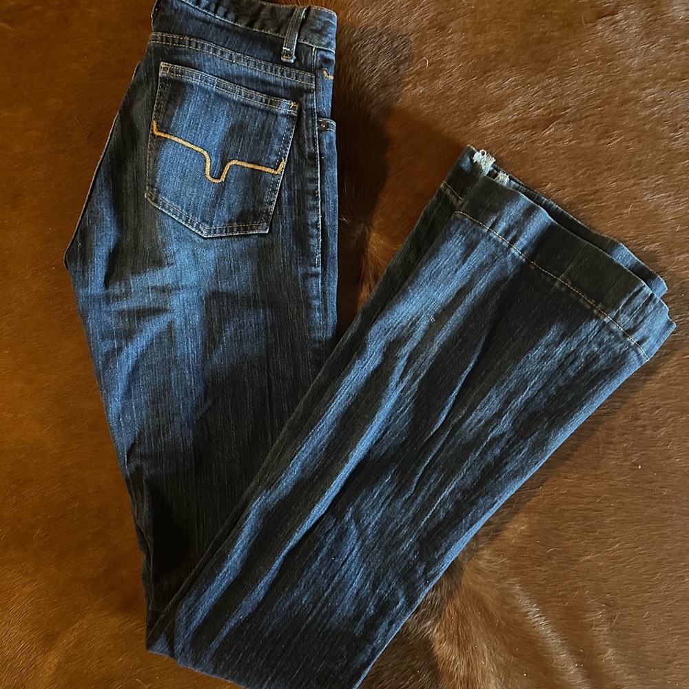 Kimes Jeans.